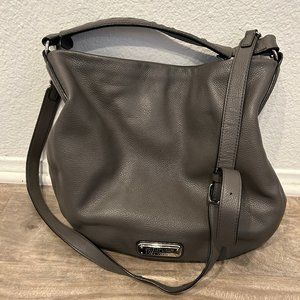 Marc by Marc Jacobs – New Q Hillier Leather Hobo Faded Aluminum